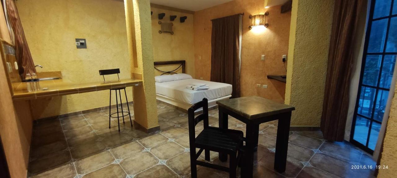 Alux Rooms Playa del Carmen Exterior foto